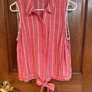 Sleeveless Red Blouse, Sz L